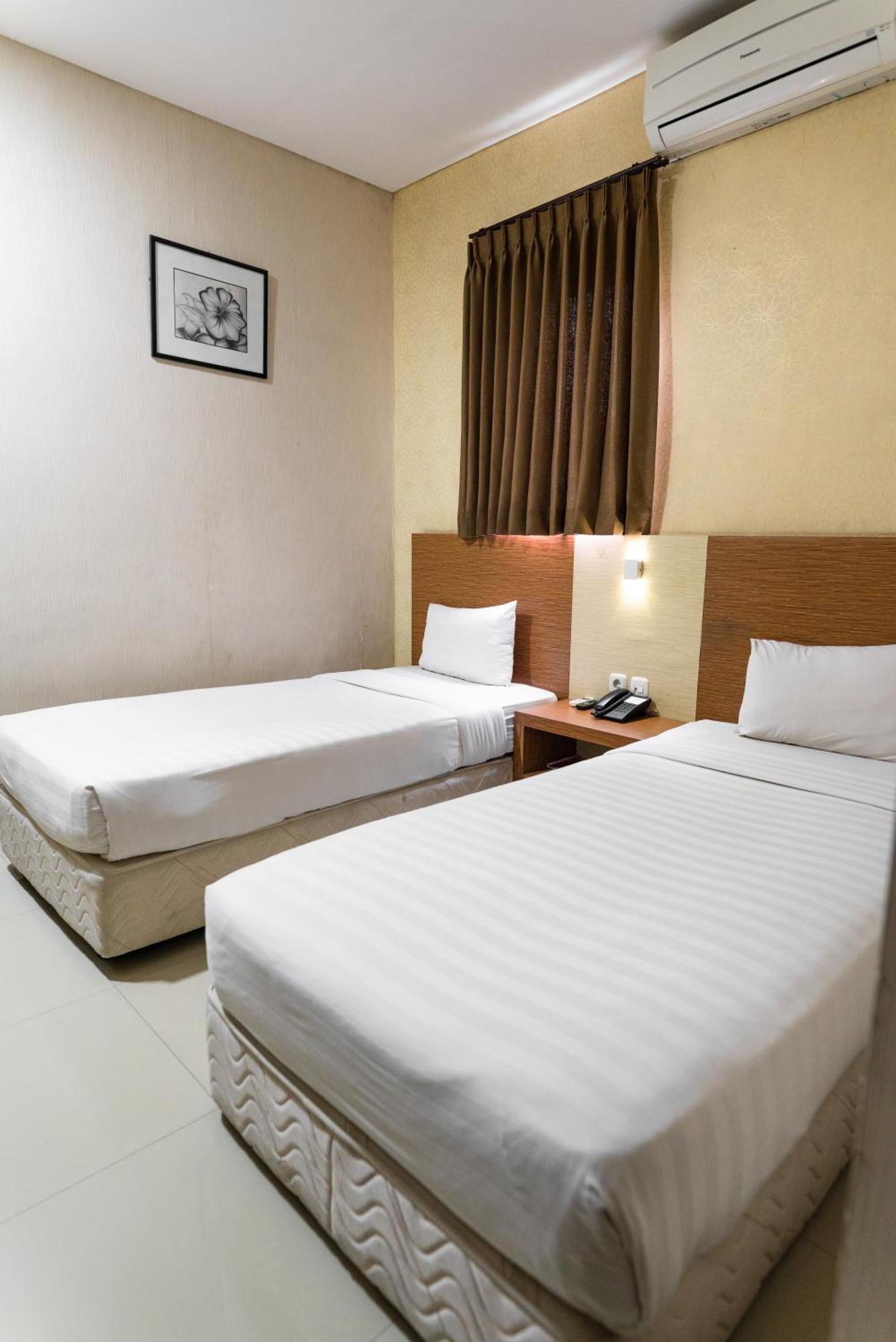 Neo Cempaka Hill Hotel Jembel Kültér fotó