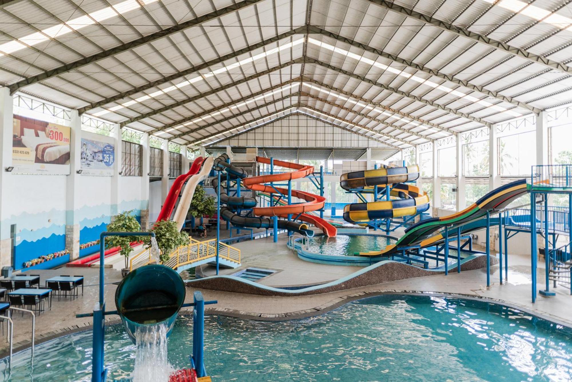 Neo Cempaka Hill Hotel Jembel Kültér fotó